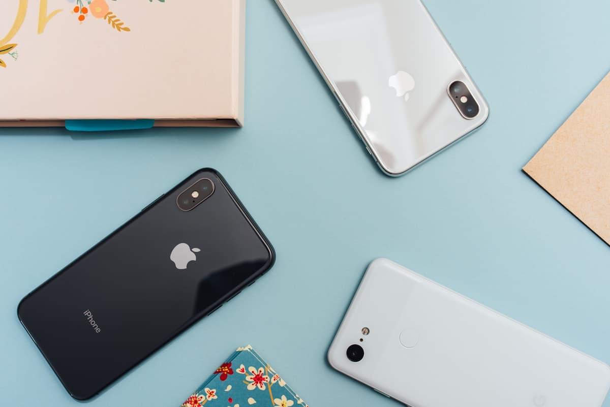 Cross-platform mobile app UI on phone and tablet